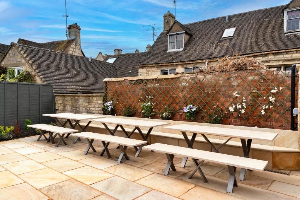 Finest Retreats - Arc Painswick Villa Exterior photo