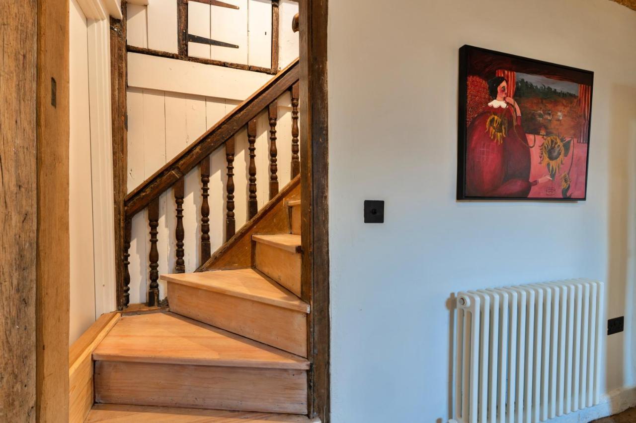 Finest Retreats - Arc Painswick Villa Exterior photo